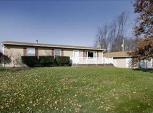 61670 Roberts Rd, Three Rivers, MI 49093