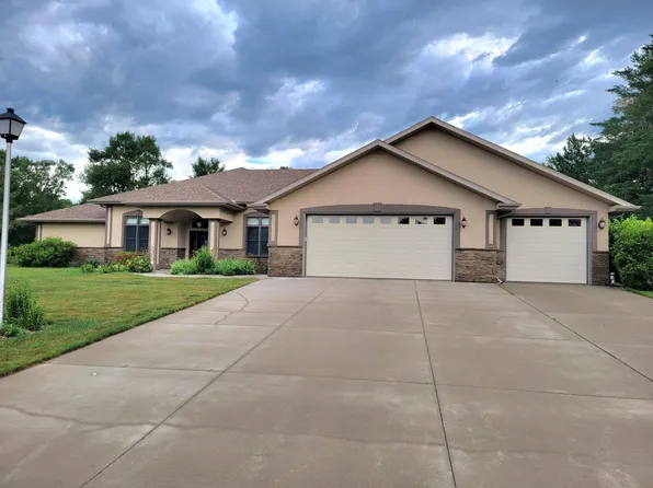 39054 Greenwood Ln, Prairiewood Village, SD 57401