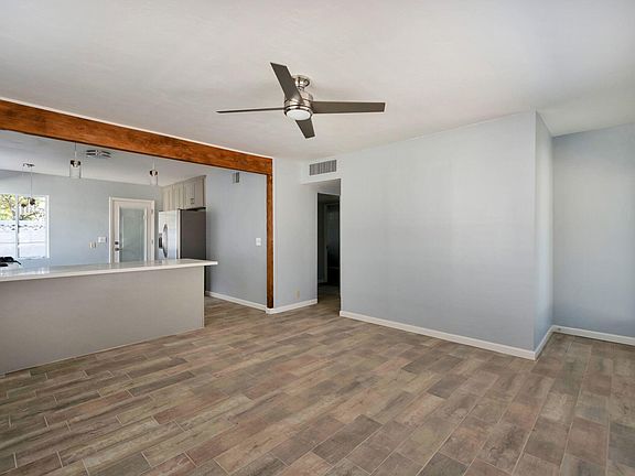 3rd image of 546 W San Juan Ave