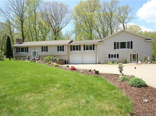107 Knorr Rd, Monroe, CT 06468