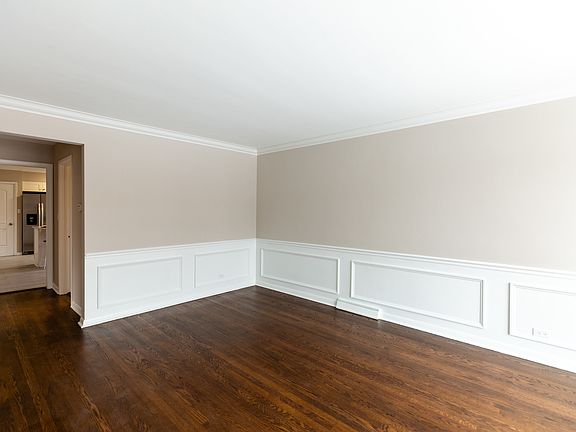 2nd image of 10149 S Albany Ave