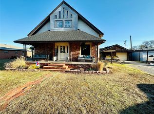 709 E Grant St, Sentinel, OK 73664