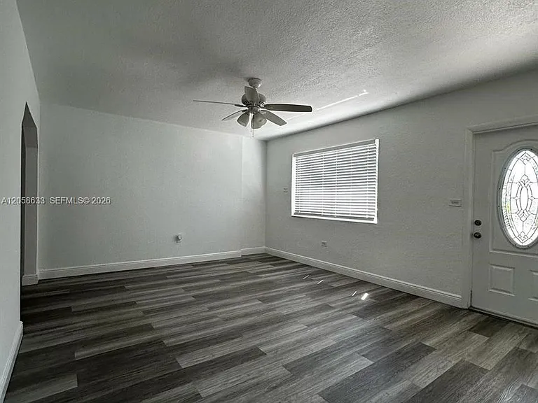 903 NE 111th St #903 — Photo 5