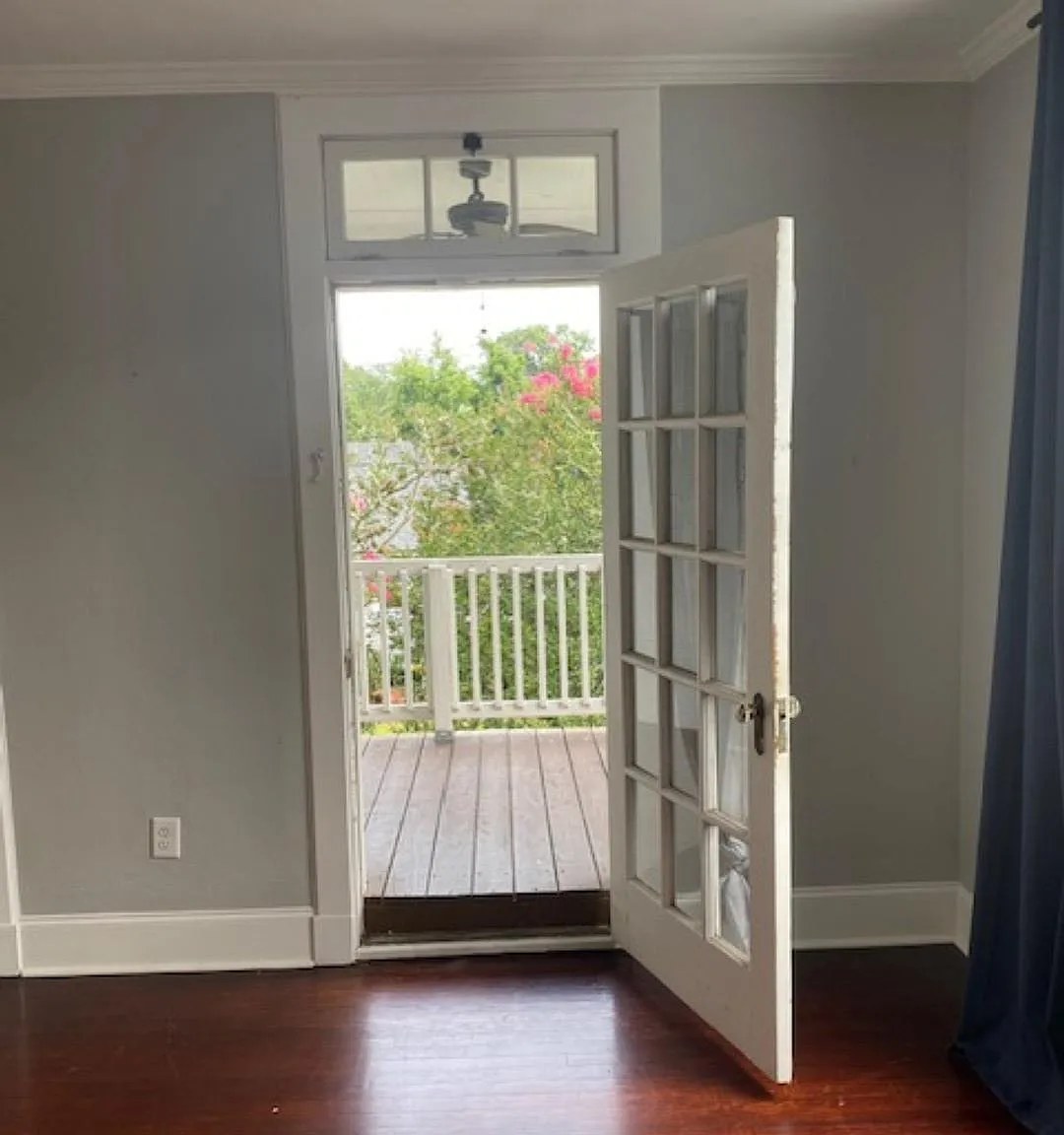 1 bed, 950 sqft, $1,350 — Photo 4