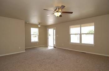 4th image of 621 Silver Mountain Dr