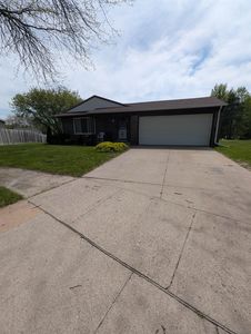 1471 Chatham Dr, Saginaw, MI, 48601
