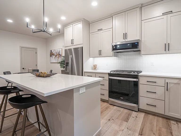 143 Shelton McMurphey Blvd — Photo 8