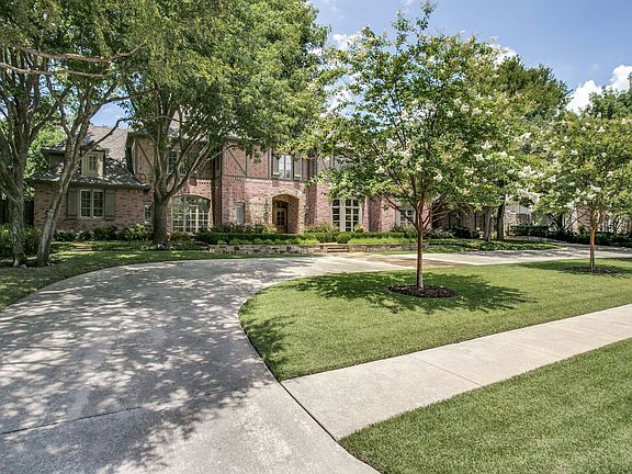 3rd image of 5709 Seville Ct