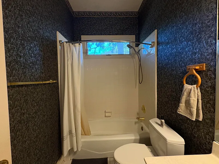 1661 Vintage Ridge Ct — Photo 8