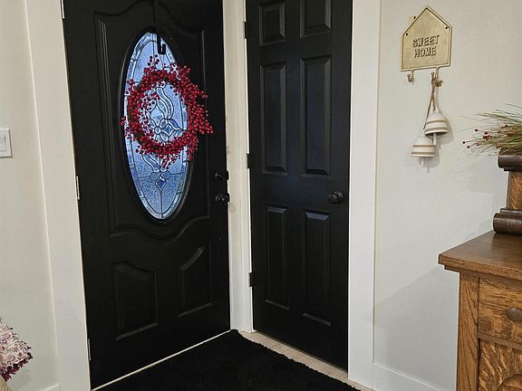 2nd image of 813 Reece Ave