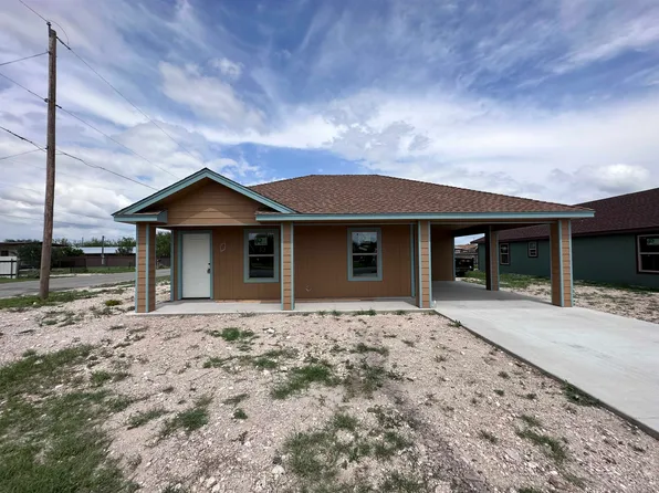 796 Dallas Dr, Del Rio, TX 78840