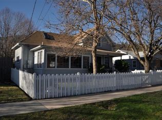 143 Van Ness Ave, Ashland, OR 97520
