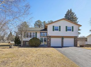 305 N 7th St, Waterford, WI 53185