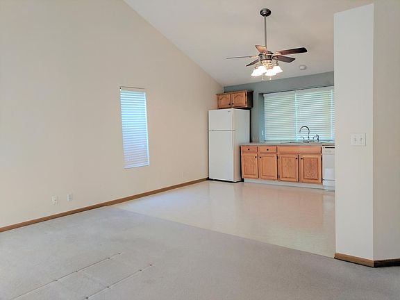 5th image of 4627 N 148th St