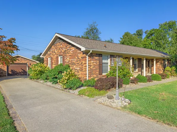 512 Hillcrest Cir, Lebanon, KY 40033