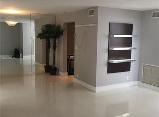 3900 Parkside Ln, Hollywood, FL 33021