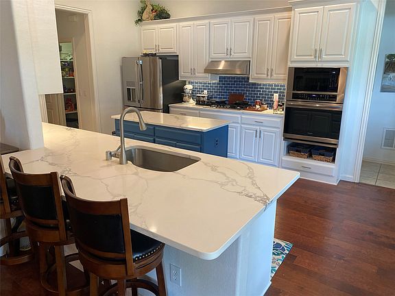 5th image of 6734 Oak Hill Ln
