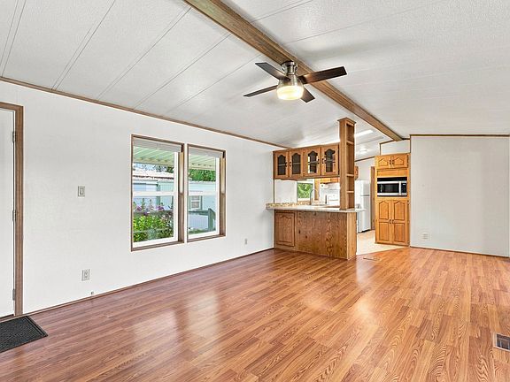 5th image of 2601 N Barker Rd