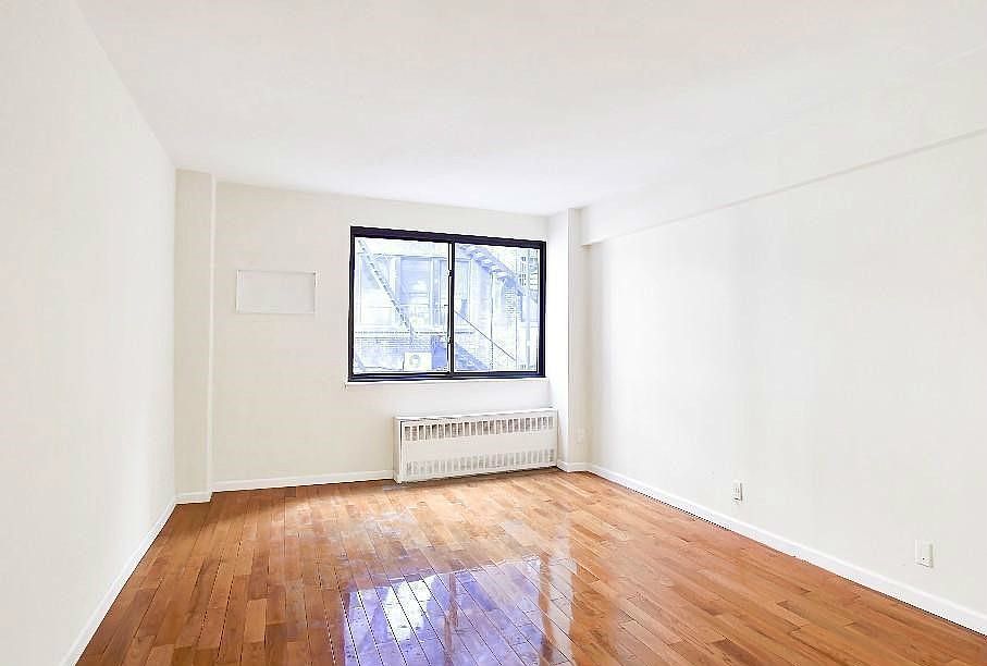 1st image of 9 E 32nd St APT 7F