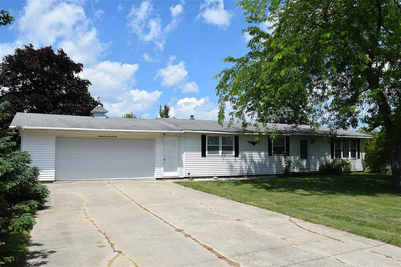 2121 River Rd photo 1