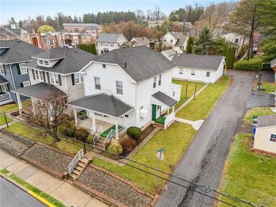 207 N Green St, Nazareth, PA, 18064
