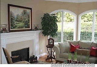 2nd image of 16017 Rose Ave