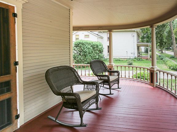 332 n eagle street-104