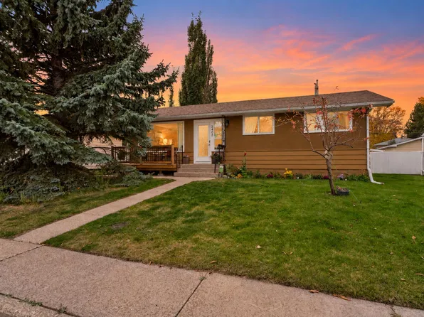 5408 47a St, Wetaskiwin, AB T9A 1E8