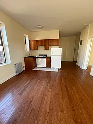 Rented by NYC LUXURY APT RENTALS CO LLC