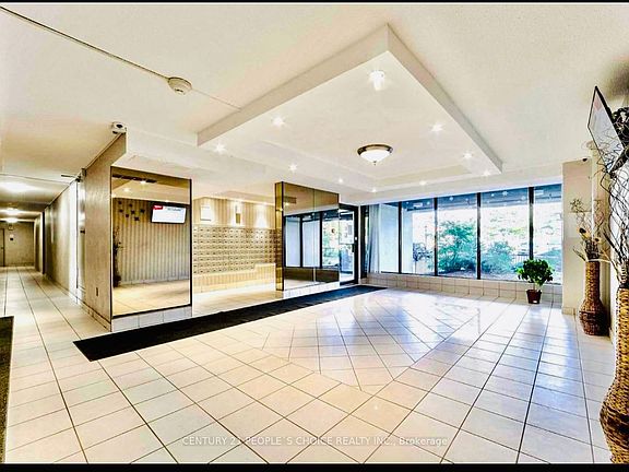2nd image of 21 Knightsbridge Rd Unit 1205