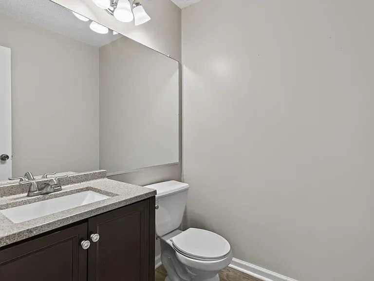 10 Tamarisk Quay #B — Photo 6