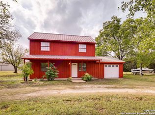 1414 Red Bluff Rd, Pipe Creek, TX 78063