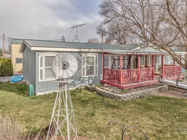 794 17th St N, Vale, OR 97918