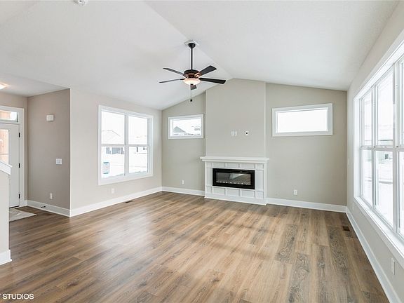 2nd image of 2601 NW 25th St