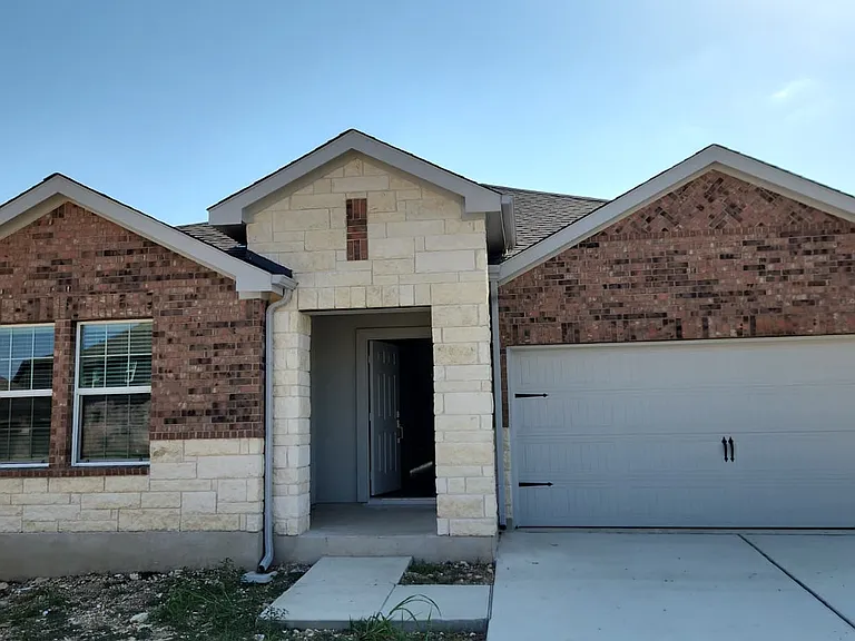 1521 Aspinwall Cv — Photo 1