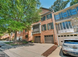 1023 Grand Oak Way, Rockville, MD 20852