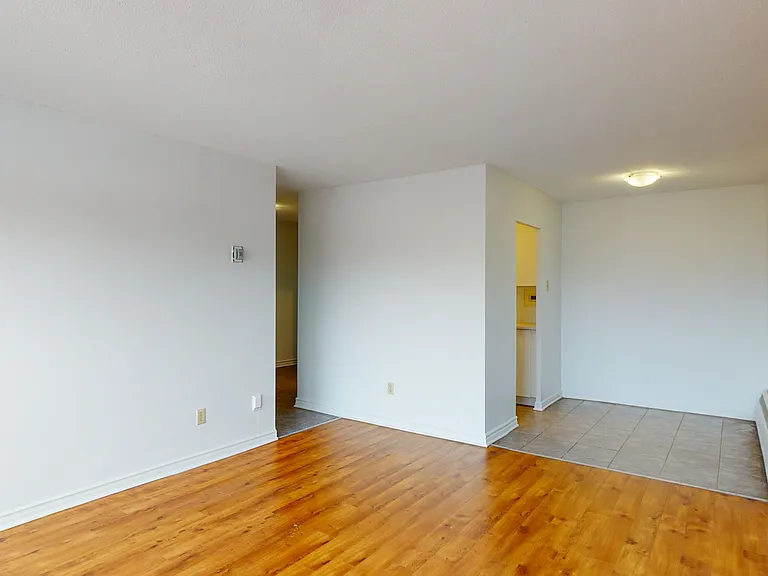 360 Frank St — Photo 21