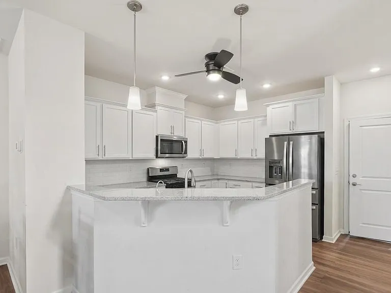 321 Parker Station Ave — Photo 7