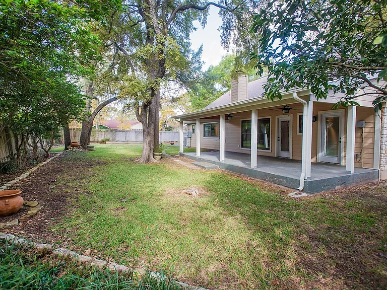 4607 Bridlewood Dr — Photo 25