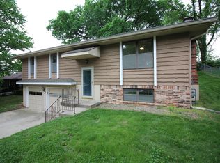 9203 NW 59th Ter, Kansas City, MO 64152