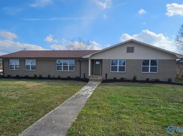 1701 Betty St SW, Decatur, AL 35601