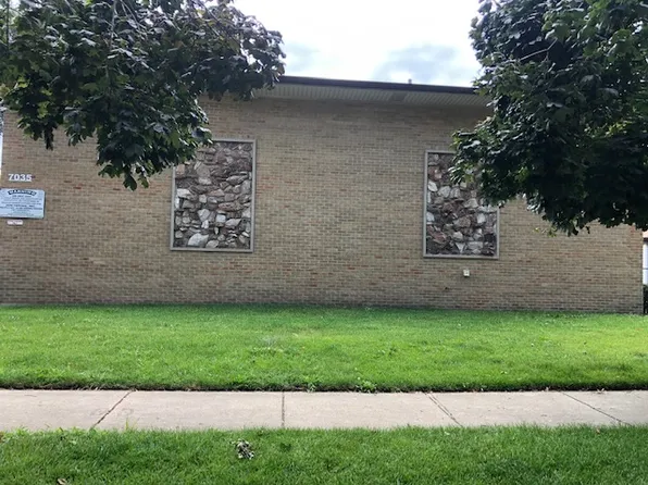 7035 98th St APT 1B, Chicago Ridge, IL 60415
