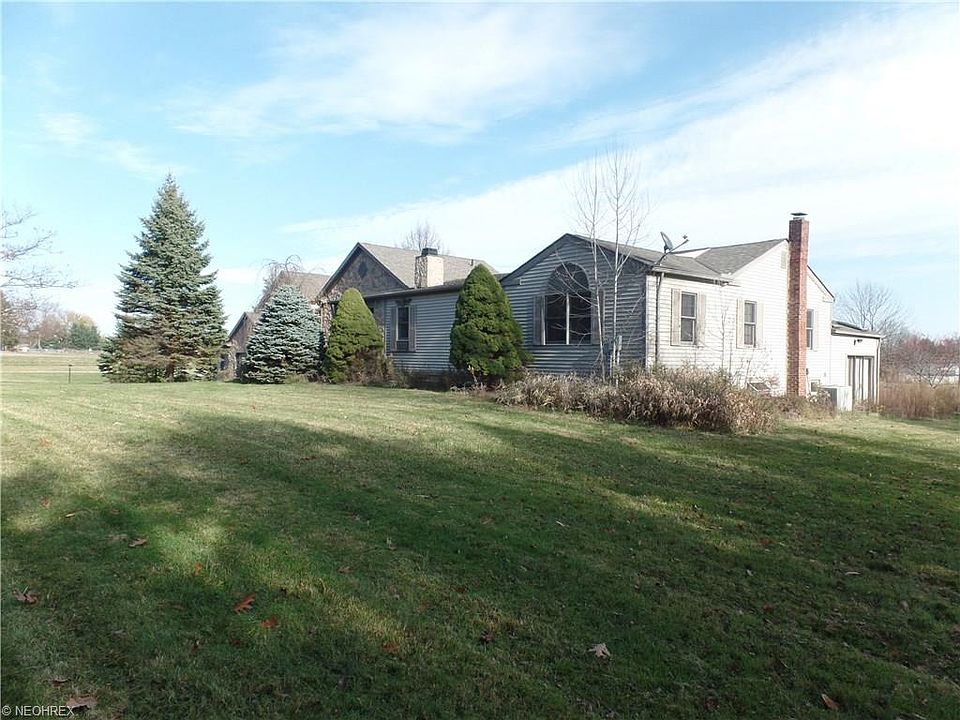 9547 Brakeman Rd, Chardon, OH 44024 | Zillow