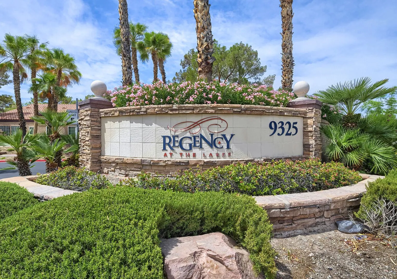 Stylish 2-Bedroom Condo with Private Balcony! — Photo 1