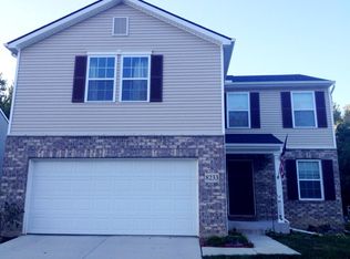 8233 Bayberry Ct, Dexter, MI 48130