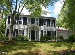 132 Hamilton Rd, Sterling, VA 20165