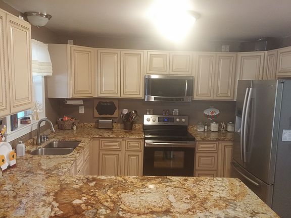 Granite countertops!