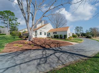 8309 Raintree Ln, Charlotte, NC 28277