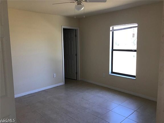5th image of 1020 SE 24th Ave