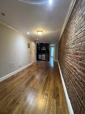 Rented by REAL New York | media 10